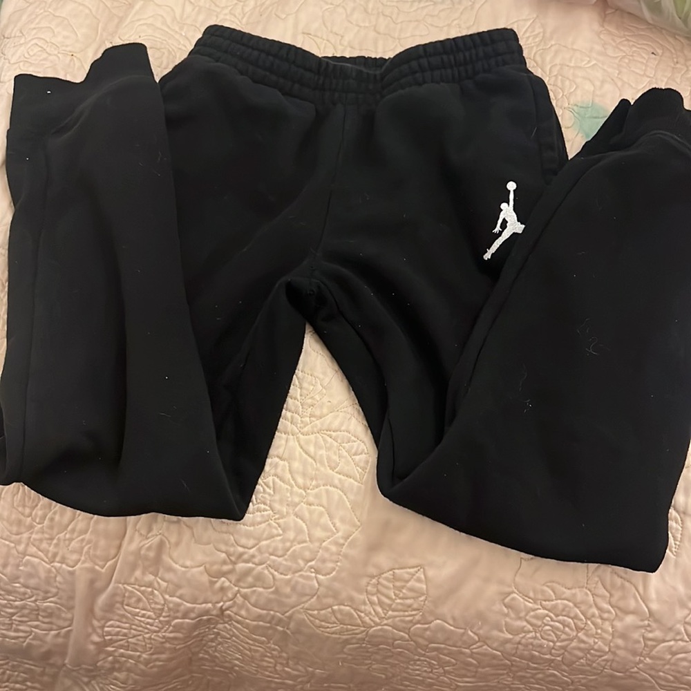 Jordan jogging pants for kids size M 2 pockets elastic waist